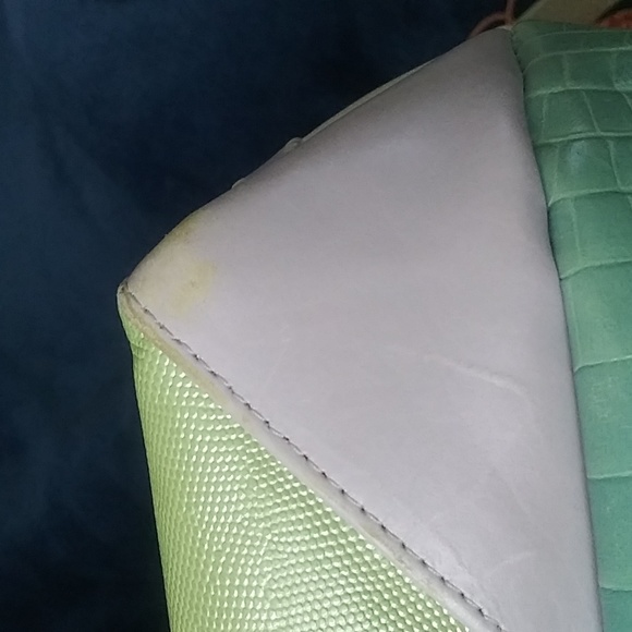 Accents by Sharif Pastel Colorblock Purse with Beaded Tassel Zipper Pull - Picture 10 of 10